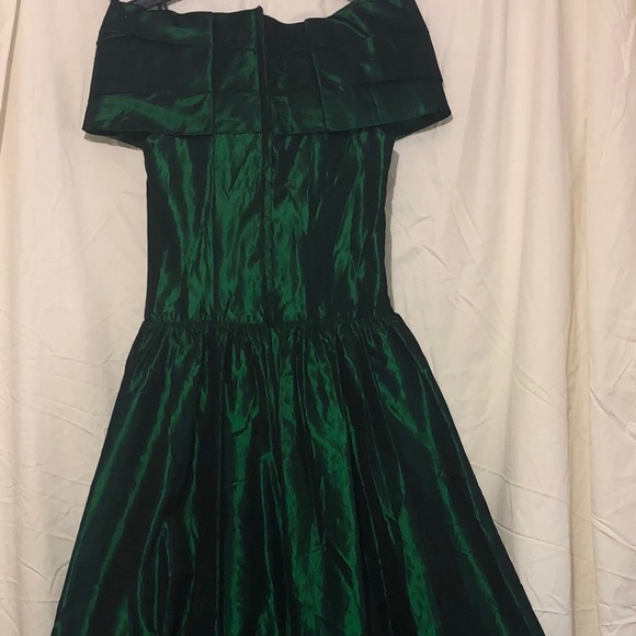 Prom dress - Picture 1 of 4